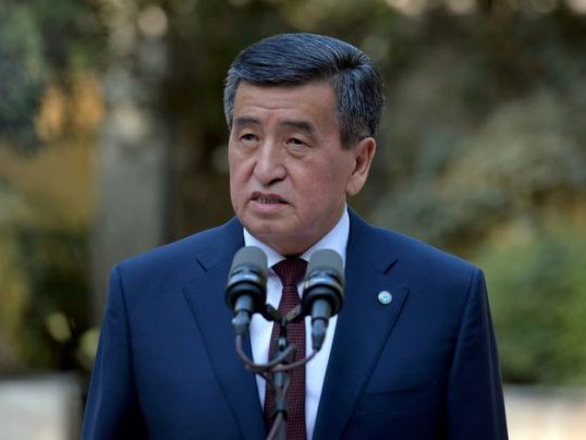 Киргизийн ерөнхийлөгч шинэ засгийн газрын сайд томилогдсоны дараа огцроход бэлэн байгаагаа мэдэгдэв