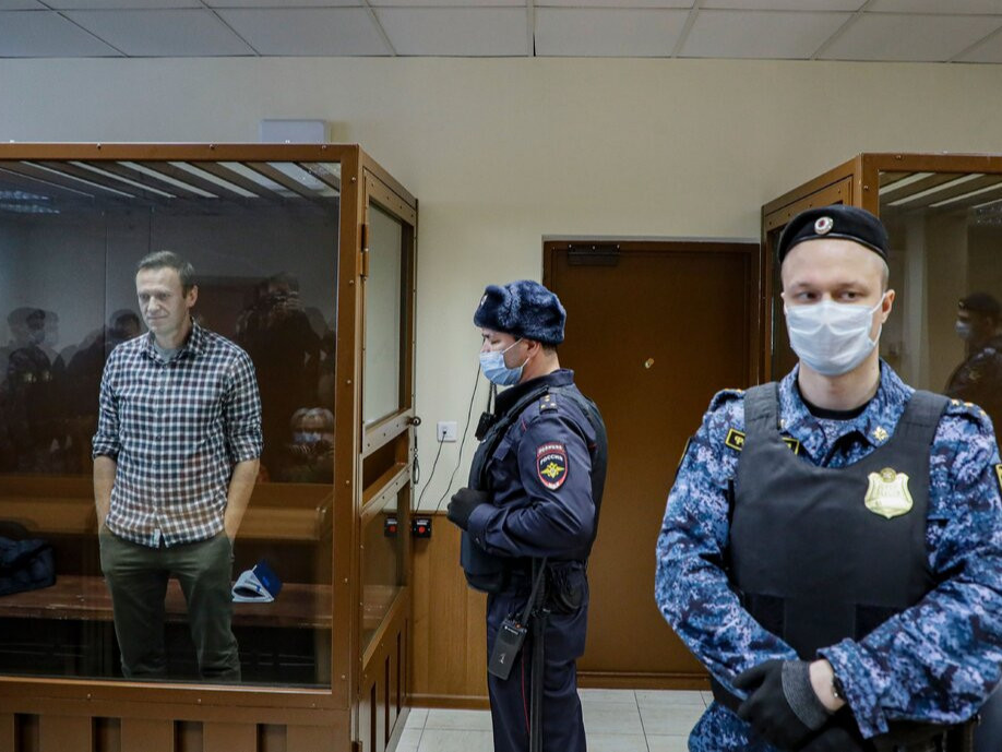 А.Навальныйг өлсгөлөнгөө нэн даруй зогсоохгүй бол үхэх аюулд орсныг анхааруулав