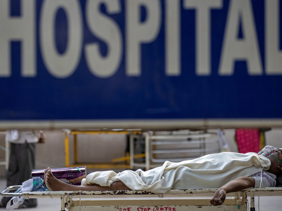 Энэтхэгт байгаа МОНГОЛ ИРГЭН: Мутацилагдсан коронавирусээр өвчлөөд эдгэрч байна. Эмч ханиалгыг сонсоод л шууд мэдсэн