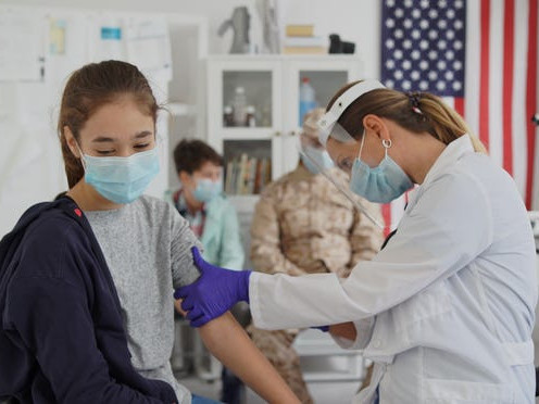 АНУ 12-15 насны хүүхдийн вакцинжуулалтыг Пүрэв гарагт эхлүүлэхээр боллоо