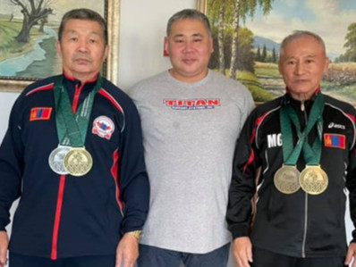 ДАШТ-д Монголын 70 настай Ш.Пэрэнлэй алт, 62 настай Ш.Бат-Эрдэнэ мөнгөн медаль хүртлээ
